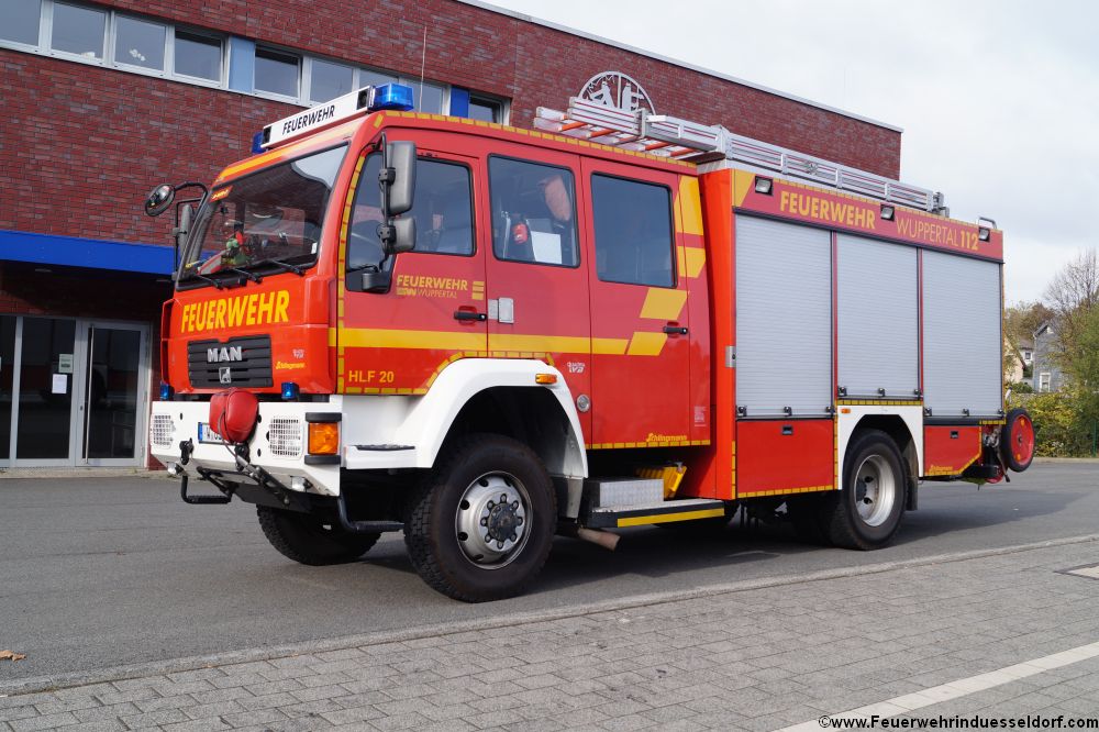 Hlf W Der Feuerwehr Wuppertal